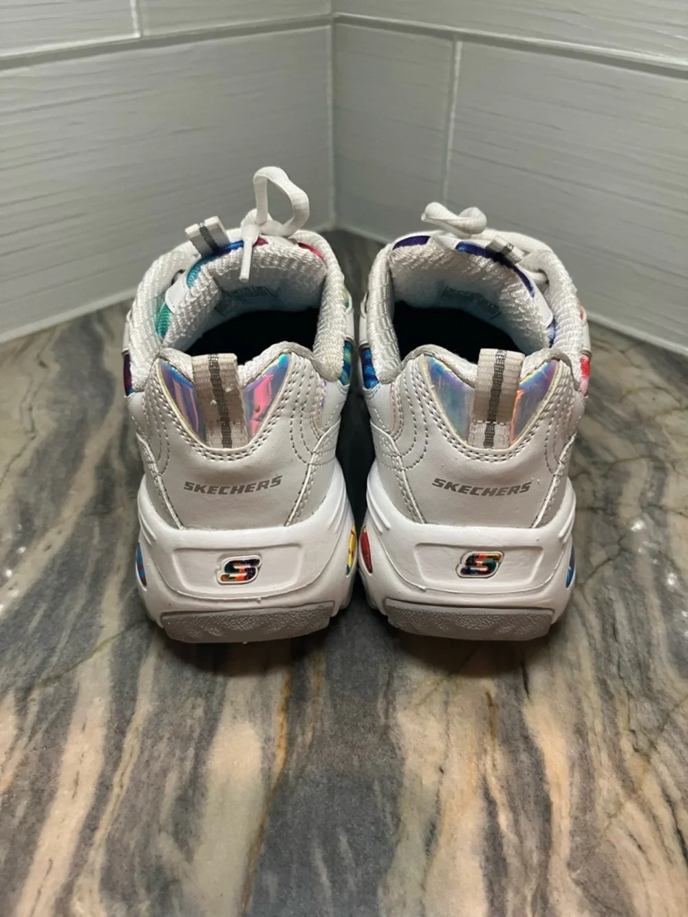 Skechers D'Lites Summer Fiesta 149015 Womens 6 White Leather Multi Tie Dye